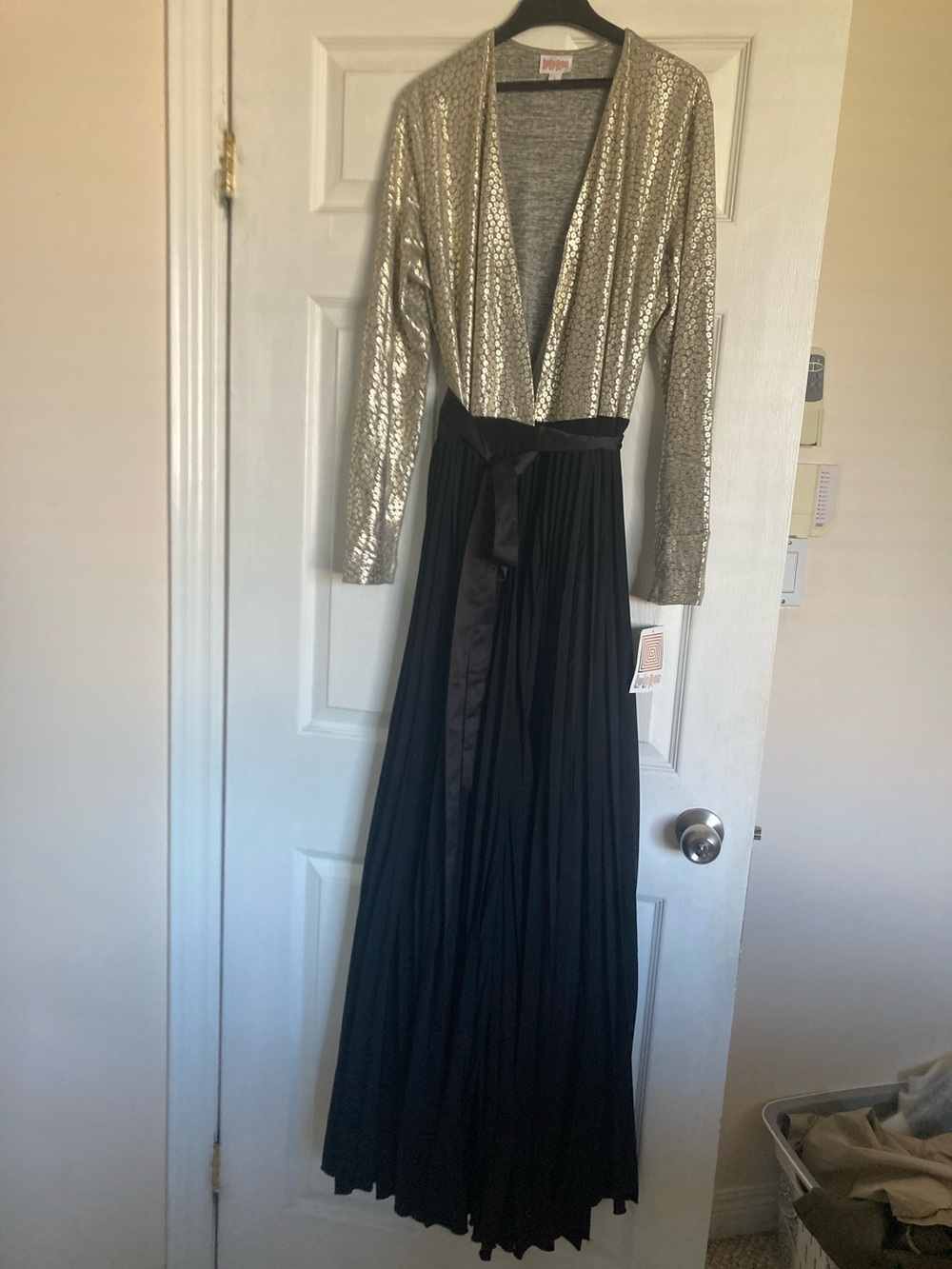 LuLaRoe Metallic Gold Top with Black Pleated Maxi Skirt